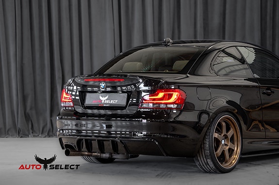 BMW 135i 13 of 30