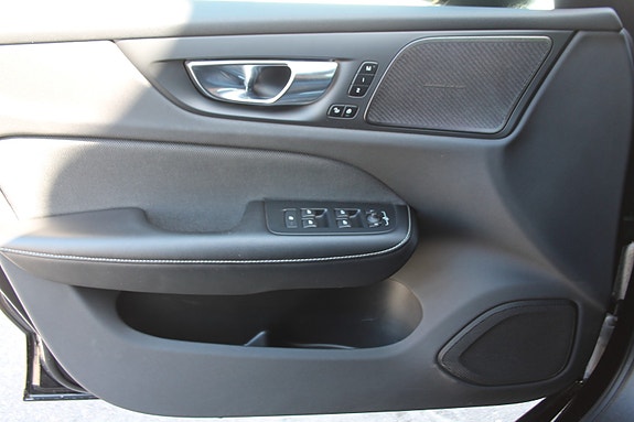 Volvo S60 8 of 16