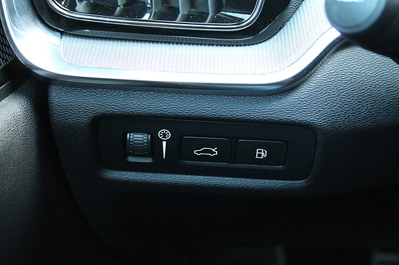 Volvo S60 13 of 16