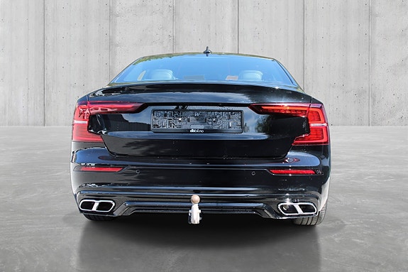 Volvo S60 5 of 16