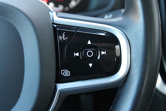 Volvo S60 11 of 16