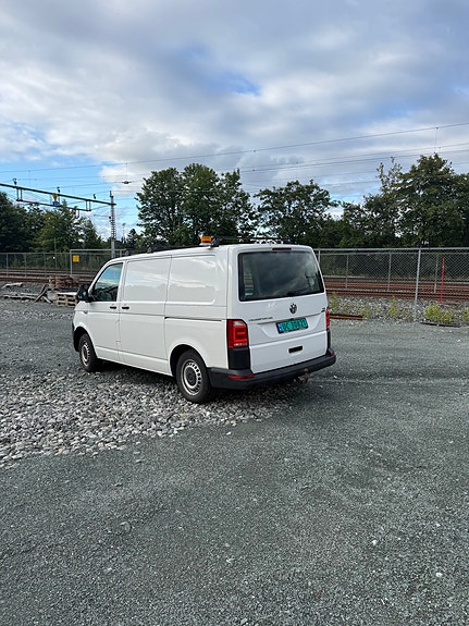 Volkswagen Transporter 4 of 30