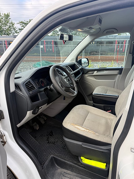 Volkswagen Transporter 11 of 30