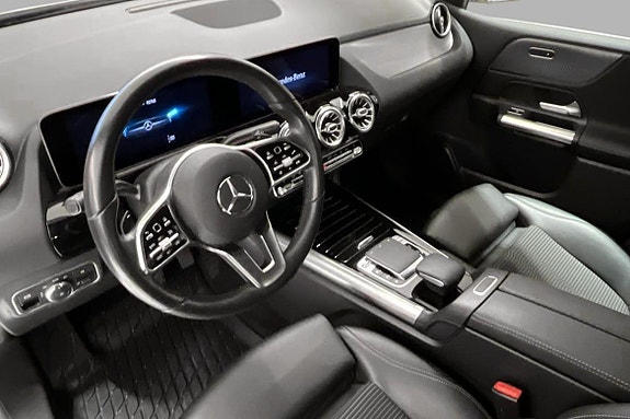 Mercedes-Benz B180 12 of 30