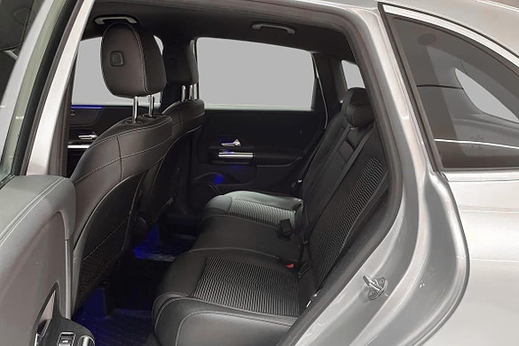 Mercedes-Benz B180 29 of 30