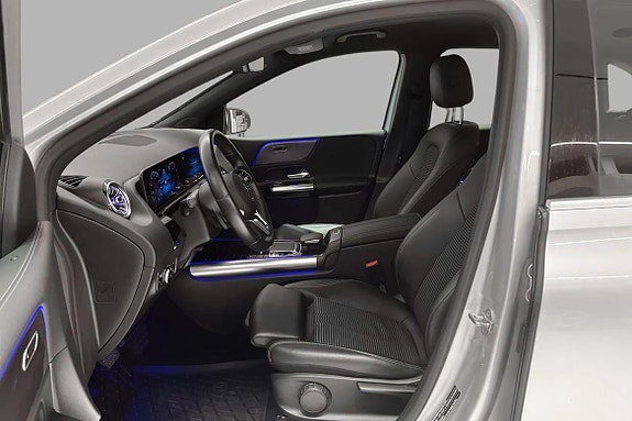 Mercedes-Benz B180 10 of 30