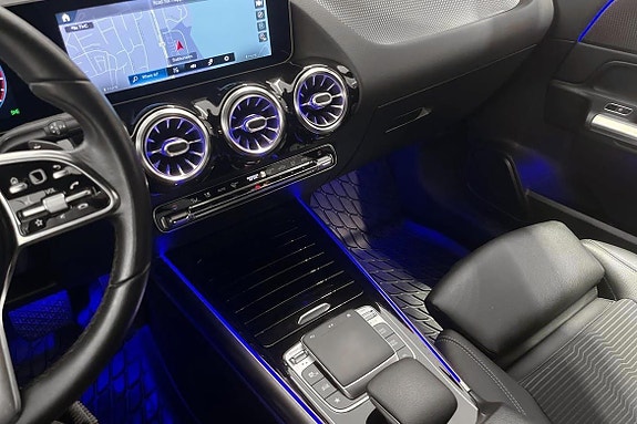 Mercedes-Benz B180 26 of 30