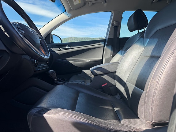 Hyundai Tucson 13 of 24