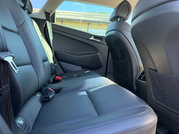 Hyundai Tucson 12 of 24
