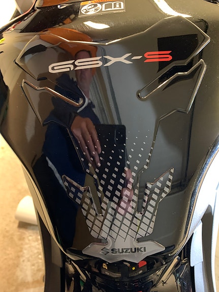 Suzuki GSX-S 1000 GT 3 of 11