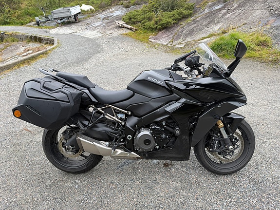Suzuki GSX-S 1000 GT 5 of 11