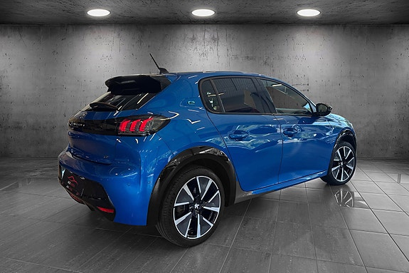 Peugeot e-208 5 of 5