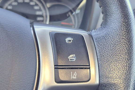 Toyota Yaris 26 of 30