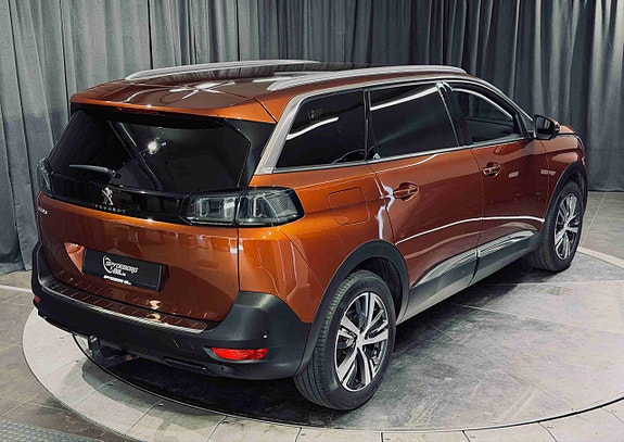 Peugeot 5008 8 of 28