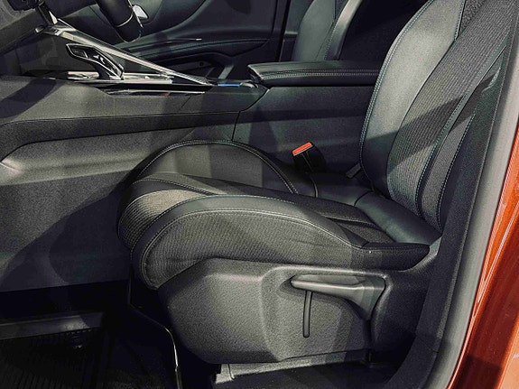 Peugeot 5008 18 of 28