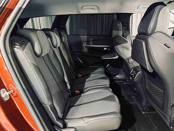 Peugeot 5008 27 of 28