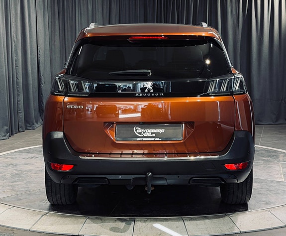 Peugeot 5008 9 of 28