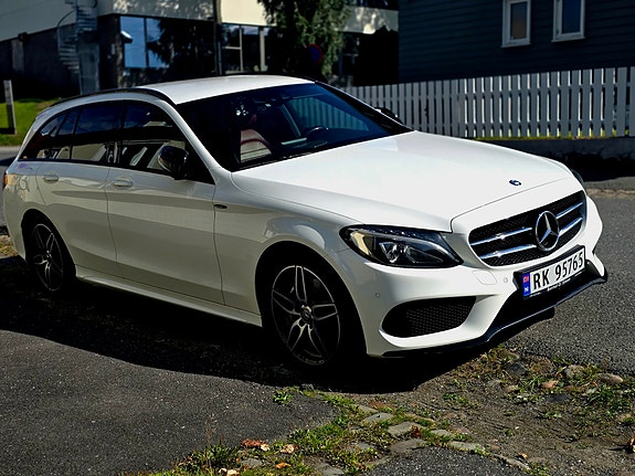 Mercedes-Benz C180 5 of 30