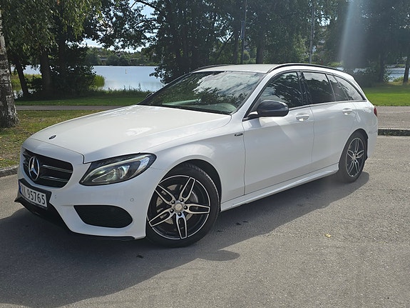 Mercedes-Benz C180 2 of 30