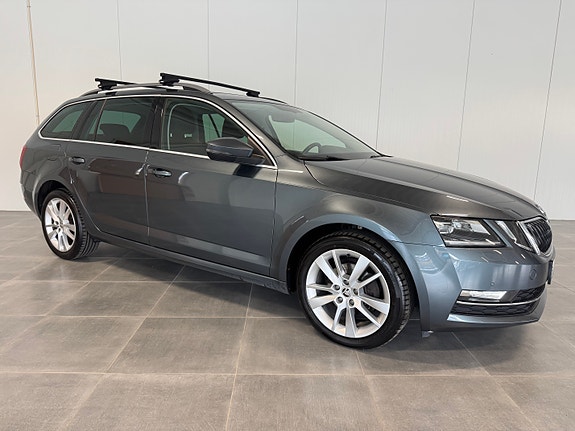Skoda Octavia 3 of 5