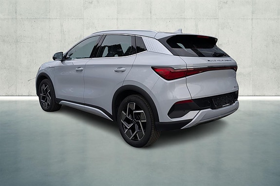 BYD Atto 3 3 of 5