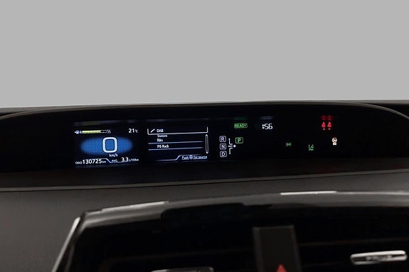 Toyota Prius Plug-in Hybrid 13 of 21