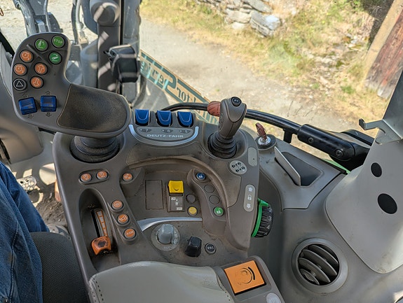 Deutz Fahr 6180 Ttv 15 of 30