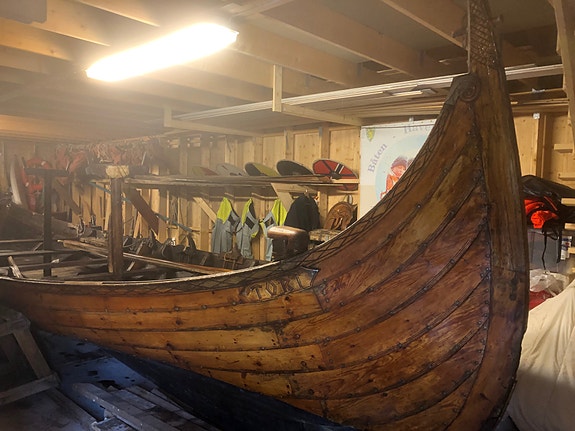 Vurderer å selje vikingskip (Bud mottas) 8 of 18