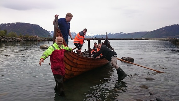 Vurderer å selje vikingskip (Bud mottas) 6 of 18