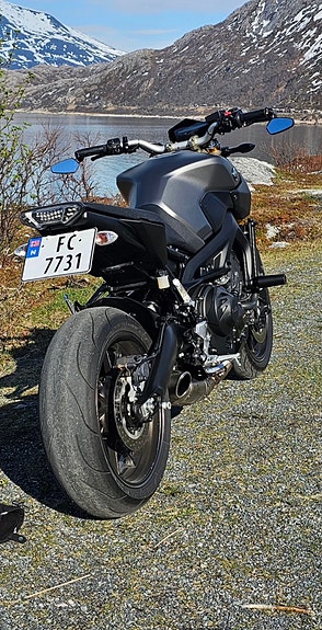 Yamaha MT-09 3 of 3