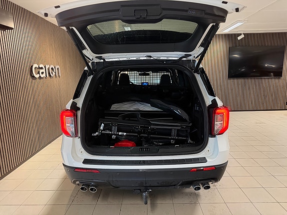 Ford Explorer 5 of 5