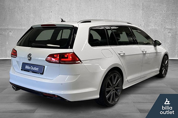 Volkswagen Golf VII 6 of 17