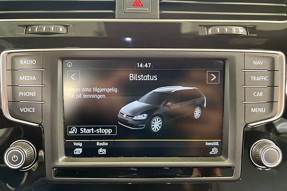 Volkswagen Golf VII 14 of 17
