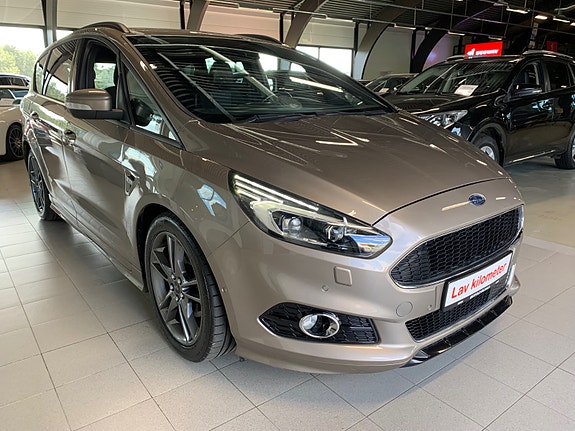 Ford S-MAX 2 of 5