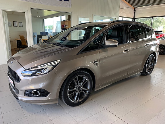 Ford S-MAX 5 of 5
