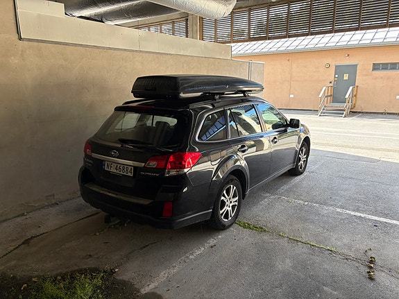 Subaru Outback 3 of 5