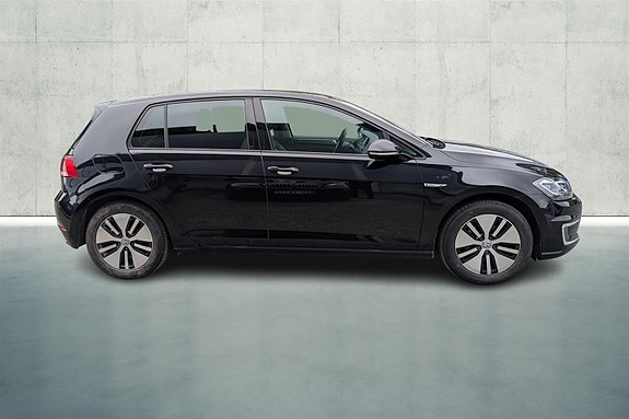 Volkswagen e-Golf VII 6 of 19