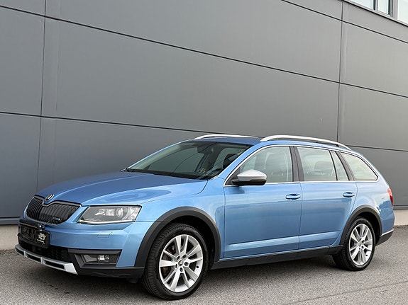 Skoda Octavia Scout 4 of 5