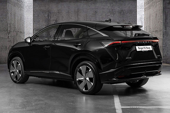 Nissan Ariya 9 of 30