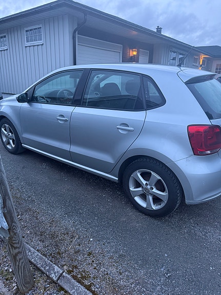 Volkswagen Polo 3 of 5