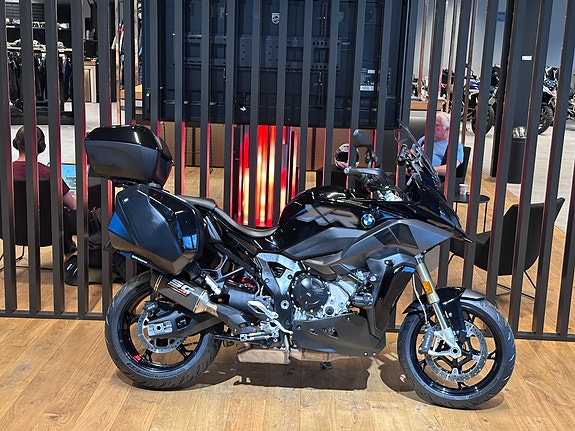 BMW S 1000 XR - "Fullutstyrt" med koffertsett 2 of 11