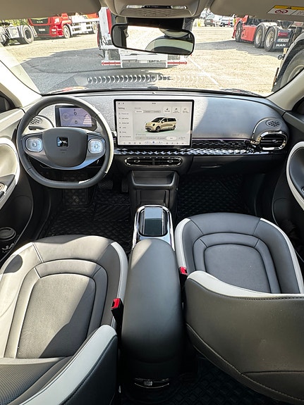 JAC E30X 23 of 30