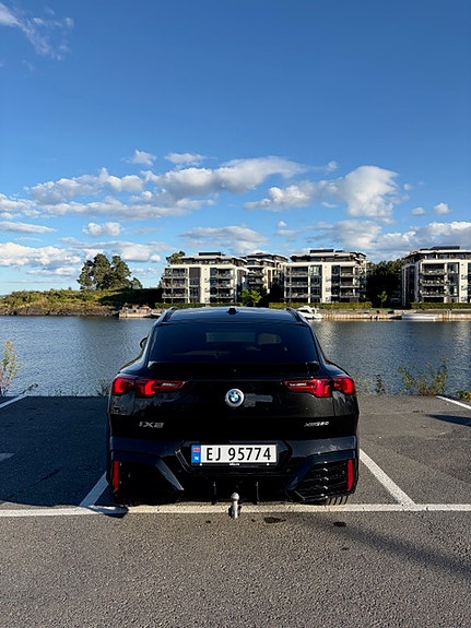 BMW iX2 4 of 5