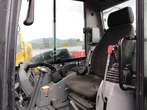 Kubota KX080-4 18 of 18