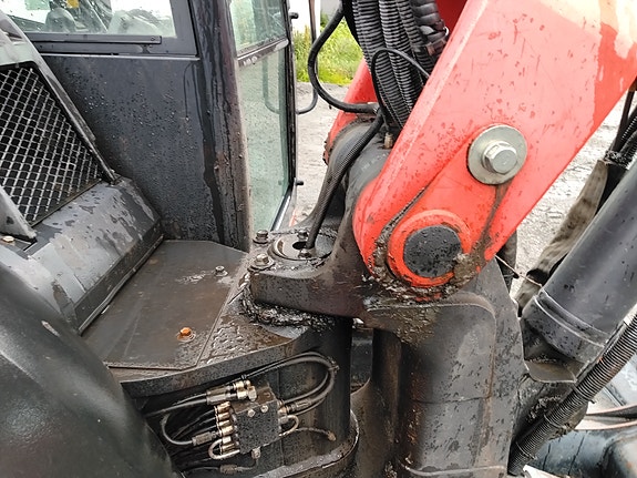 Kubota KX080-4 14 of 18