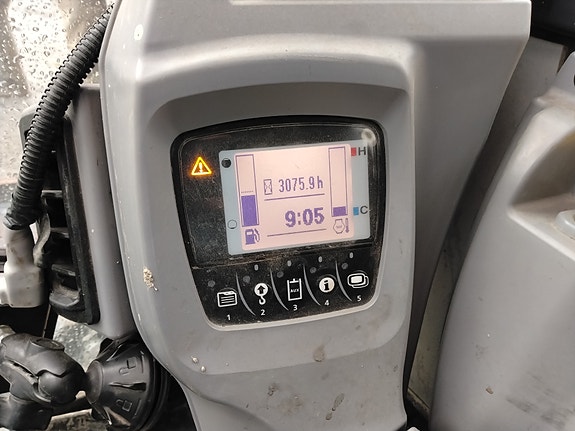Kubota KX080-4 17 of 18