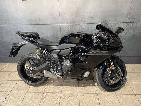 Yamaha YZF-R7 29 of 30