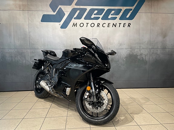 Yamaha YZF-R7 28 of 30