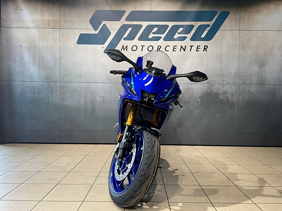 Yamaha YZF-R7 11 of 30