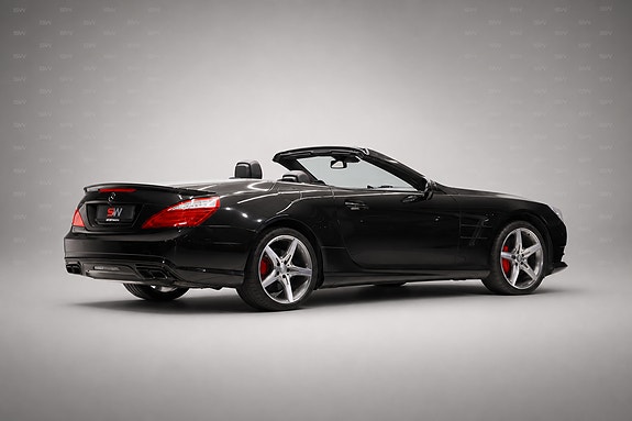 Mercedes-Benz SL500 3 of 15